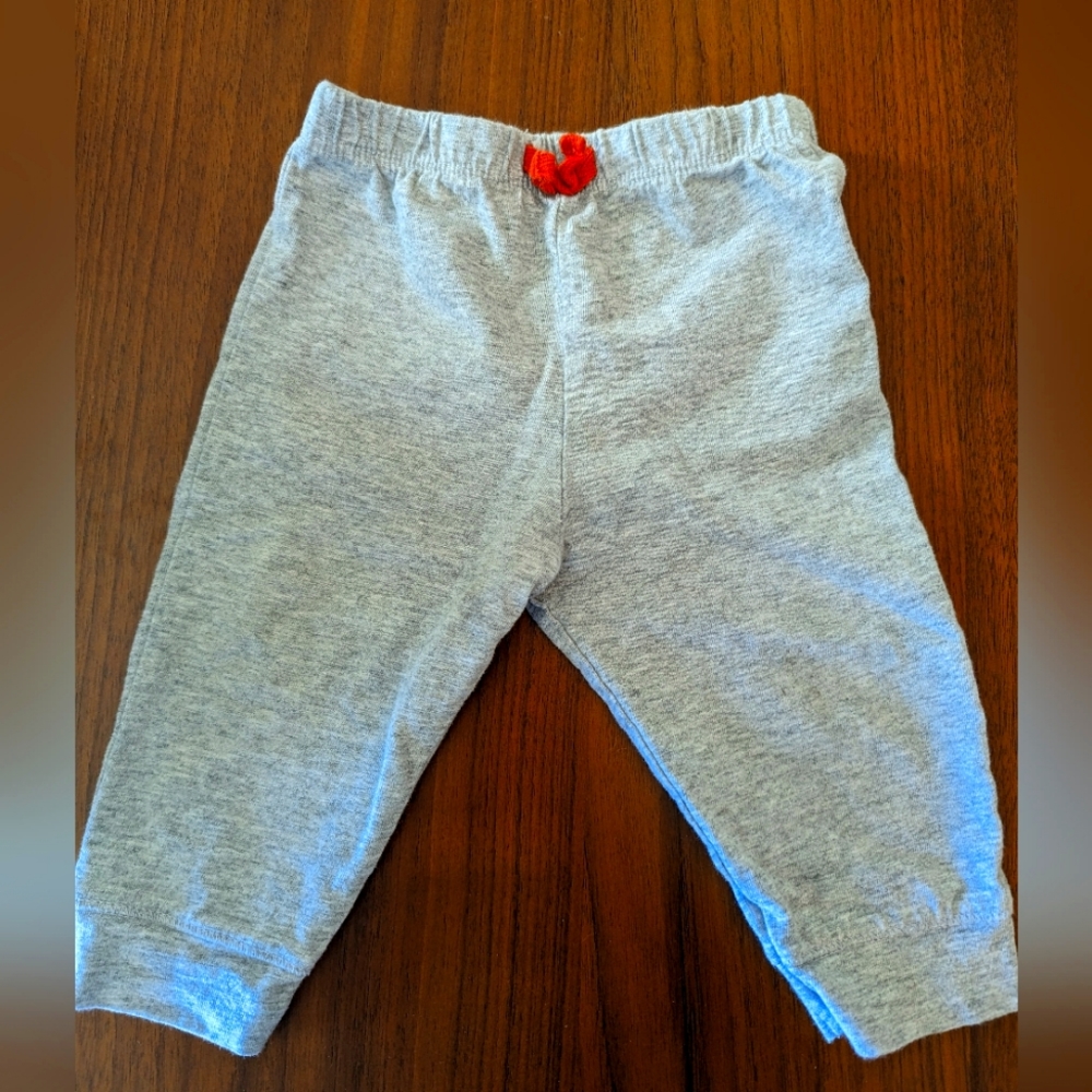 Gray pull on sweatpants